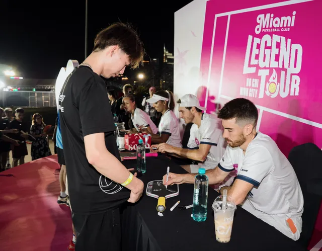 Dàn sao pickleball quốc tế thi đấu, giao lưu sôi nổi tại Việt Nam, kết nối cộng đồng người hâm mộ- Ảnh 5.