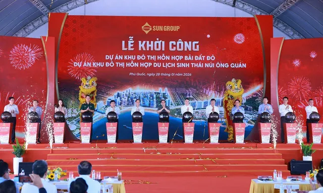PM urges swift, high-quality implementation of APEC 2027 projects in Phu Quoc - Ảnh 1.
