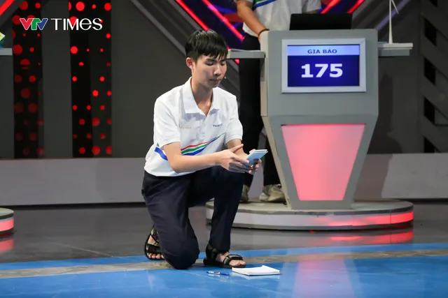 Road to Olympia Mount 2026:  Schoolboy Secures the First Live Broadcast Spot for the Grand Final  in Nail-Biting Finish - Ảnh 12.