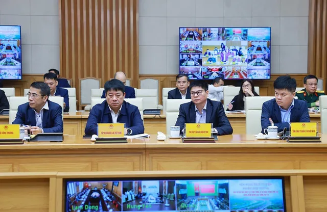 Prime Minister highlights priority of implementing expressway projects - Ảnh 1.