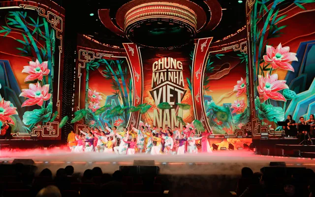 OVs urged to help realise vision of peaceful, prosperous Vietnam - Ảnh 1.