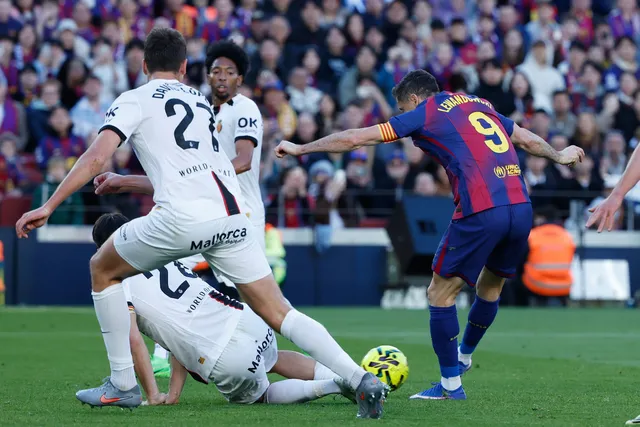 Yamal lập siêu phẩm, Barcelona vững vàng ngôi đầu La Liga- Ảnh 1.