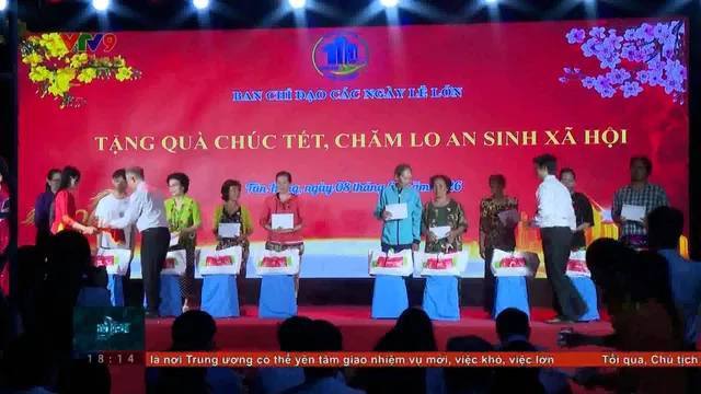 Chăm lo Tết cho người khó khăn