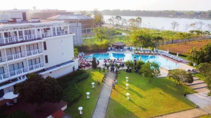 Highlights 7 unique Tết experiences across Vietnam - Ảnh 4.