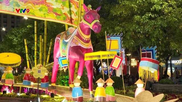 Ấn tượng phương Nam: Nét độc đáo đường hoa Nguyễn Huệ Bính Ngọ 2026