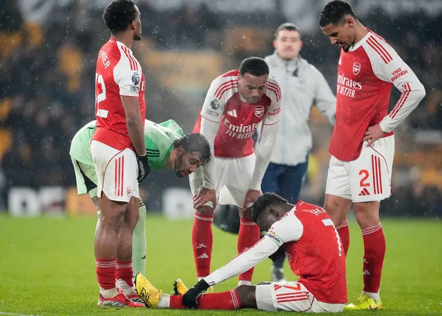 Arsenal đánh rơi chiến thắng khó tin
- Ảnh 1. Arsenal đánh rơi chiến thắng khó tin
- Ảnh 1.