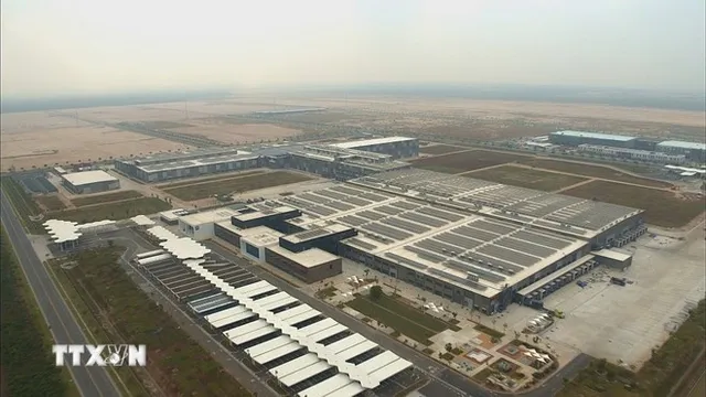 Vietnams golden gateway: FDI poised for gains in 2026 - Ảnh 1.