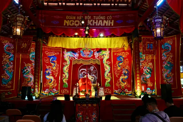 Người dân TP Hồ Chí Minh nô nức tham dự lễ Khai hạ - Cầu an - Ảnh 13.