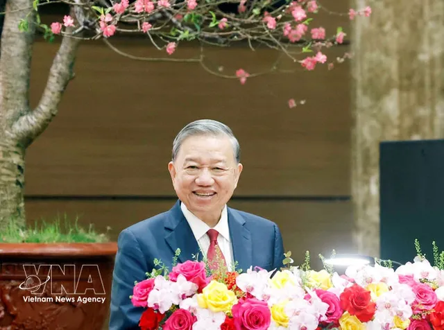 Promoting comprehensive foreign affairs at new height: Party chief - Ảnh 1.