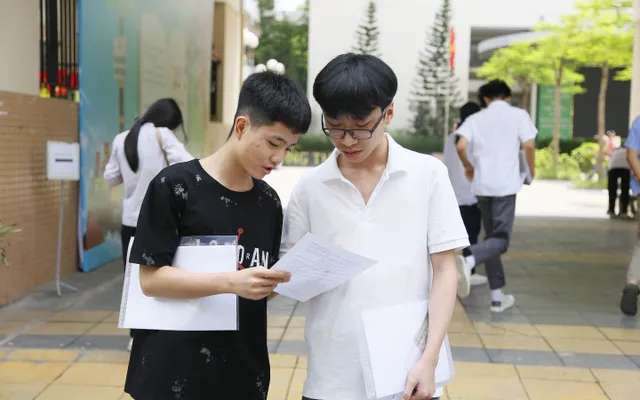 Hơn 20 địa phương chốt môn thi thứ ba vào lớp 10 năm học 2026-2027