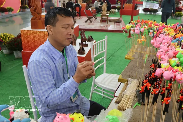 Spring Fair 2026 celebrates centuries-old crafts in modern Tet setting - Ảnh 1.