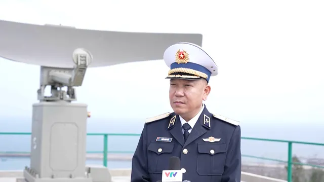 Journey Bringing Spring to the Frontline Islands - Ảnh 3.