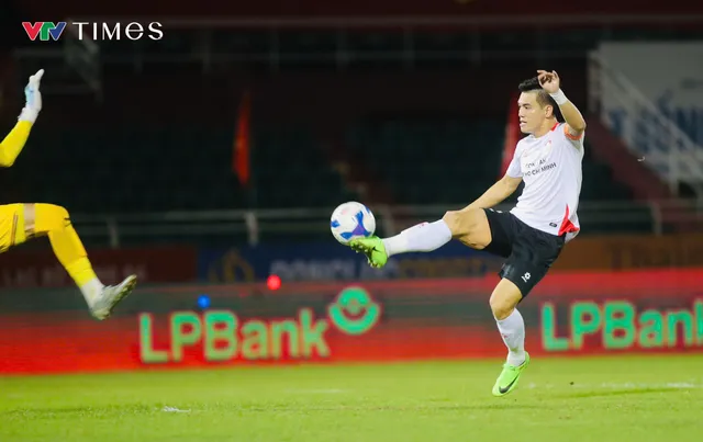 Thắng trận derby, Becamex TP Hồ Chí Minh thăng tiến trên BXH V.League 2025-2026- Ảnh 1. Thắng trận derby, Becamex TP Hồ Chí Minh thăng tiến trên BXH V.League 2025-2026- Ảnh 1.