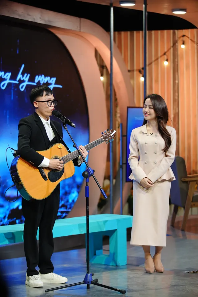 Station of Love: Steps in Hope - Ảnh 2.