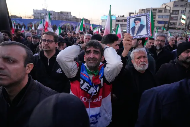 Thương vong gia tăng nghiêm trọng tại Iran, Israel và Lebanon do xung đột leo thang - Ảnh 3.