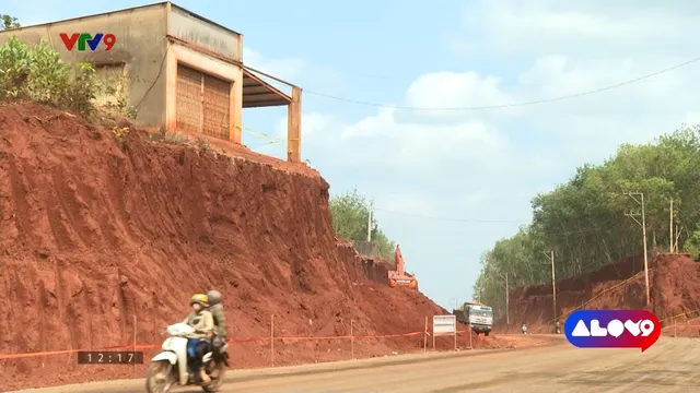 Alo V9 (04/3/2026): Đồng Nai -  Hạ cốt nền khiến nhà dân chênh vênh