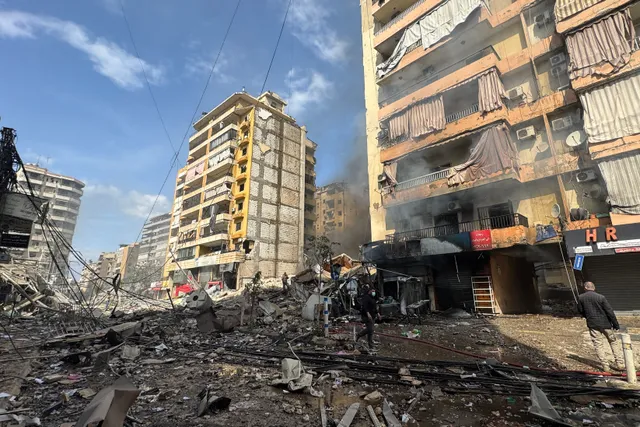 CẬP NHẬT Xung đột tại Trung Đông: Iran phóng loạt tên lửa mới vào Israel - Ảnh 1.