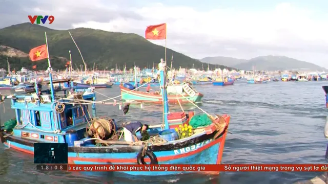 Đưa thông tin bầu cử đến ngư dân khai thác xa bờ