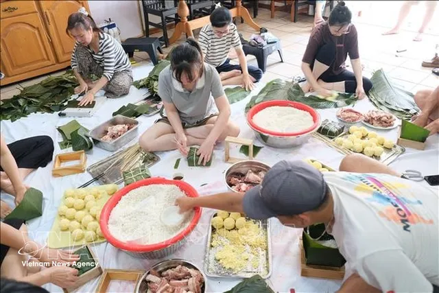 Green banh chung – Embracing the soul of Vietnamese Tet - Ảnh 2.