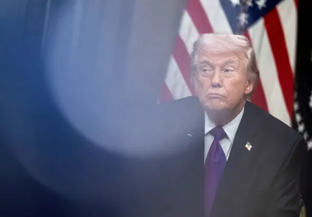 Tổng thống Trump kêu gọi Iran “đầu hàng vô điều kiện” - Ảnh 3.