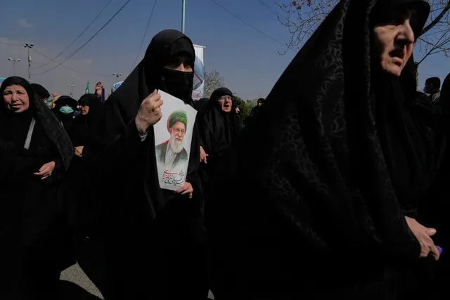 Israel mở đợt không kích quy mô lớn mới vào Tehran- Ảnh 1. Israel mở đợt không kích quy mô lớn mới vào Tehran- Ảnh 1.