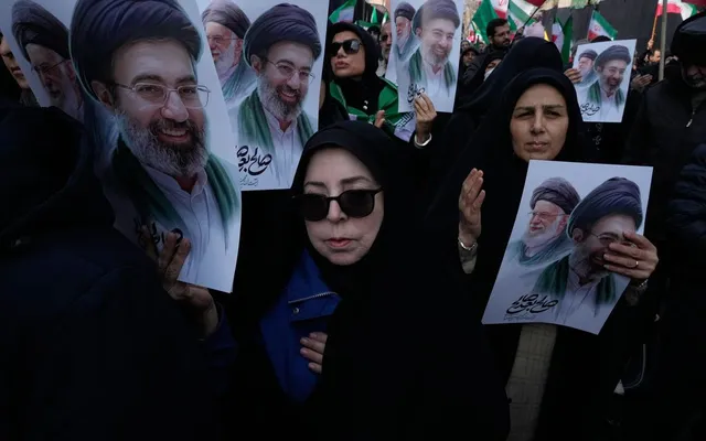 Tân Lãnh tụ Iran tuyên bố dùng eo biển Hormuz làm “đòn bẩy chiến lược”- Ảnh 1.