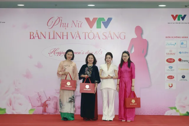 VTV Trade Union Hosts Activities to Celebrate   International Women’s Day (March 8) - Ảnh 8.