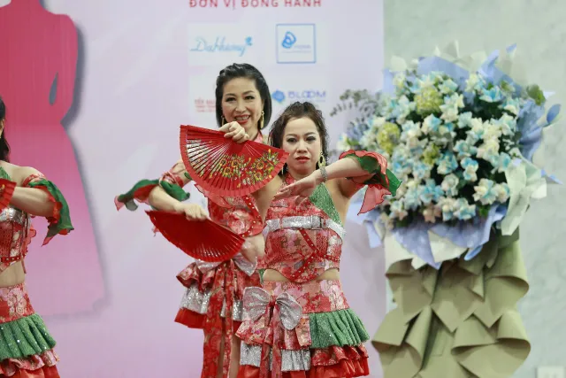 VTV Trade Union Hosts Activities to Celebrate   International Women’s Day (March 8) - Ảnh 13.