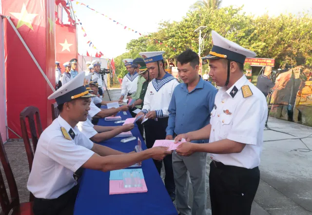 Cập nhật Ngày bầu cử 15/3: Cử tri cả nước bắt đầu tham gia bỏ phiếu - Ảnh 3.