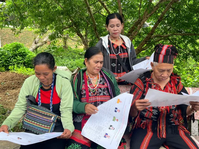 Cập nhật Ngày bầu cử 15/3: Cử tri cả nước nô nức thực hiện quyền công dân - Ảnh 5.