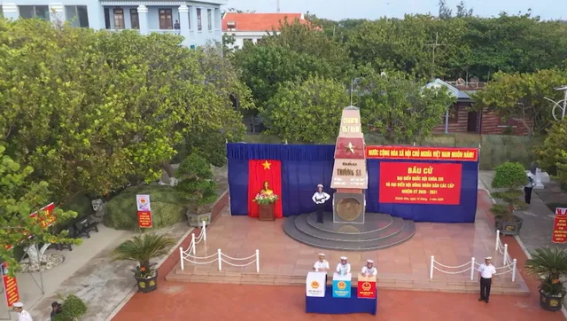 Cập nhật Ngày bầu cử 15/3: Cử tri cả nước bắt đầu tham gia bỏ phiếu - Ảnh 1.