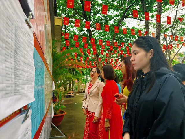 Cập nhật Ngày bầu cử 15/3: Cử tri cả nước bắt đầu tham gia bỏ phiếu - Ảnh 4.