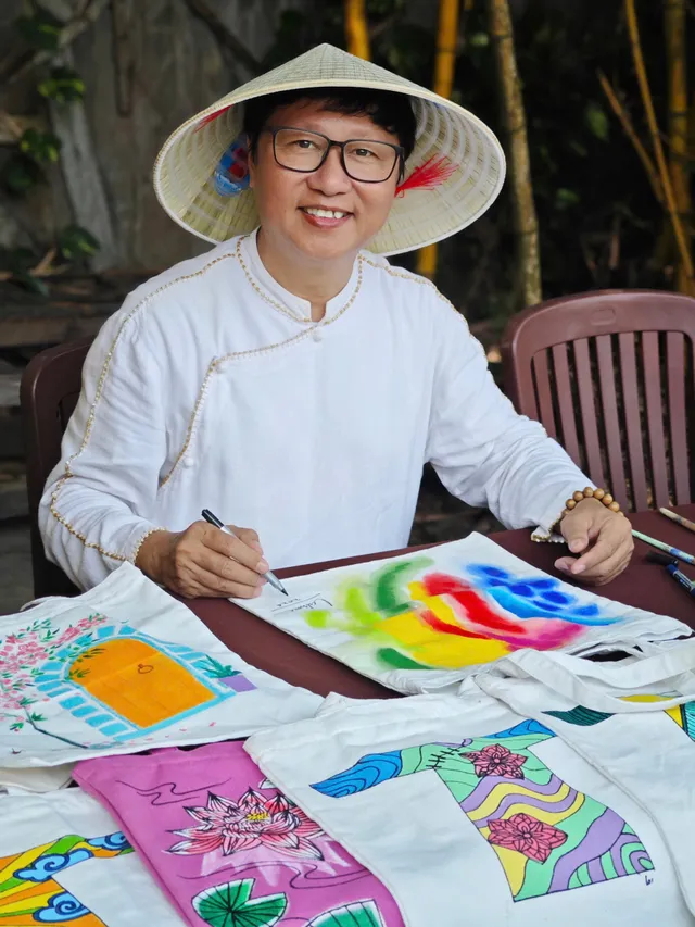 Phát triển công nghiệp văn hoá: Kể câu chuyện Việt Nam ra thế giới- Ảnh 2. Phát triển công nghiệp văn hoá: Kể câu chuyện Việt Nam ra thế giới- Ảnh 2.