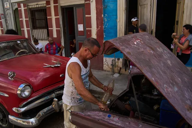 Mexico tiếp tục chuyển hàng cứu trợ tới Cuba - Ảnh 1.