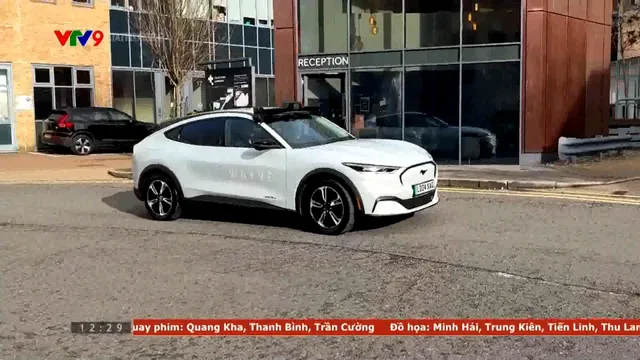 London: Chiến trường mới trong cuộc chiến robot taxi toàn cầu