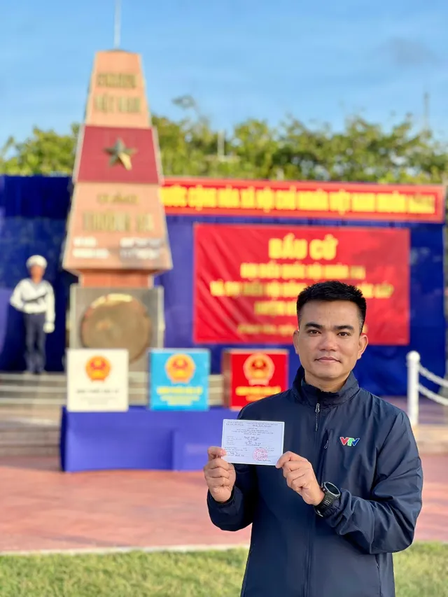 A Reporting Journey on Election Day in Truong Sa - Ảnh 9.