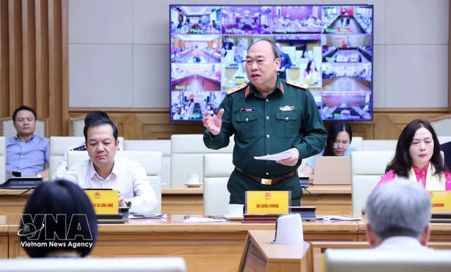 Deputy PM demands stricter management, more decisive action against IUU fishing - Ảnh 1.