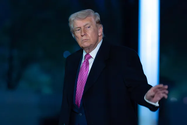 Tổng thống Trump sẵn sàng chấm dứt chiến tranh Iran dù chưa mở lại eo biển Hormuz - Ảnh 1.