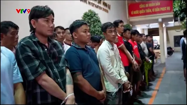 Lật tẩy chiêu gian lận trường gà quy mô lớn