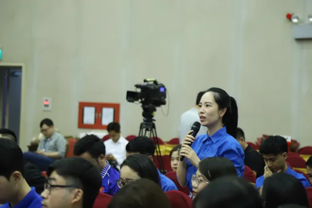 VTV chief  holds  dialogue with network  Youth Union Members - Ảnh 8.