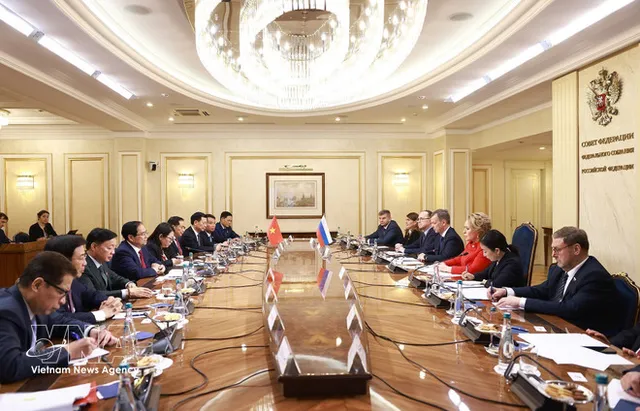 Vietnamese PM meets with Chairwoman of Federation Council of Russia - Ảnh 1.