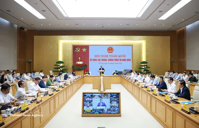 PM requests aligning disaster preparedness with centennial strategic goals - Ảnh 1.