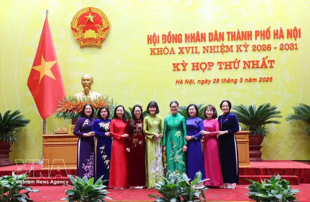 Vu Dai Thang re-elected as Chairman of Hanoi People’s Committee - Ảnh 2.