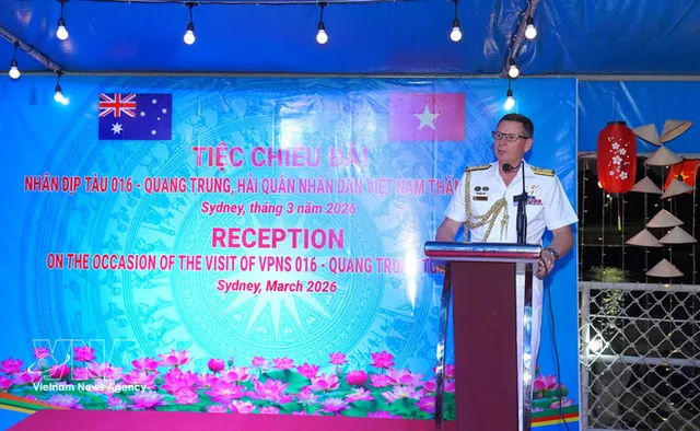 Vietnamese, Australian navies strengthen friendship, cooperation - Ảnh 1.