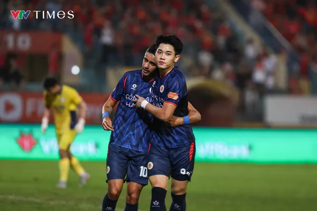 Đình Bắc lập cú đúp, Công an Hà Nội thắng đậm SHB Đà Nẵng- Ảnh 2. Đình Bắc lập cú đúp, Công an Hà Nội thắng đậm SHB Đà Nẵng- Ảnh 2.