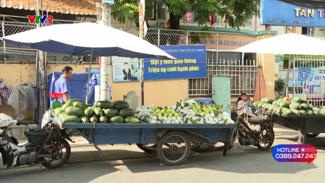 Alo V9 (07/4/2026): Bất cập lấn chiếm lòng lề đường Bùi Văn Ba