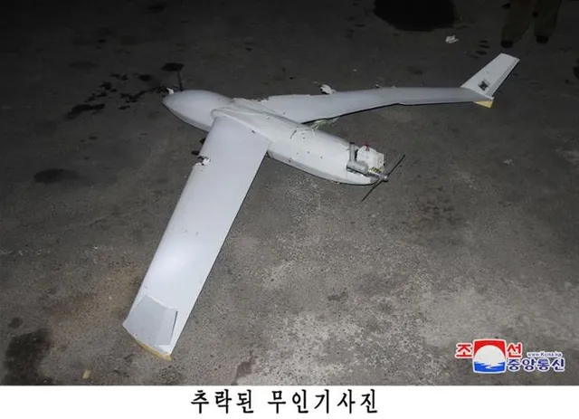 Tổng thống Hàn Quốc lấy làm tiếc về vụ UAV xâm phạm không phận Triều Tiên - Ảnh 1. Tổng thống Hàn Quốc lấy làm tiếc về vụ UAV xâm phạm không phận Triều Tiên - Ảnh 1.