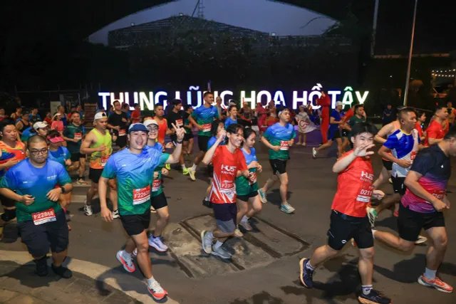 Tay Ho Half Marathon 2026: Trung Cường, Nguyễn Thị Oanh giành chức vô địch- Ảnh 3.