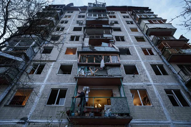 Thủ đô Kiev và nhiều thành phố Ukraine trúng tên lửa, ít nhất 13 người thiệt mạng- Ảnh 1. Thủ đô Kiev và nhiều thành phố Ukraine trúng tên lửa, ít nhất 13 người thiệt mạng- Ảnh 1.