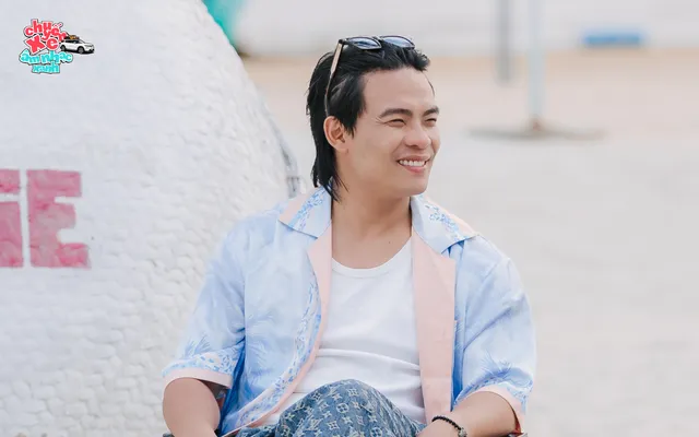 Dương Trường Giang - Phượng Vũ viết tiếp câu chuyện về biển qua 'Những kẻ mộng mơ"